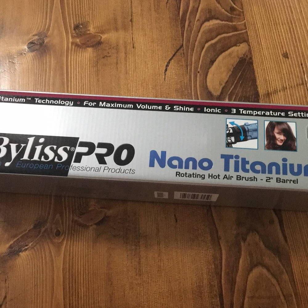 Babyliss PRO nano Titanium 2” rotating brush